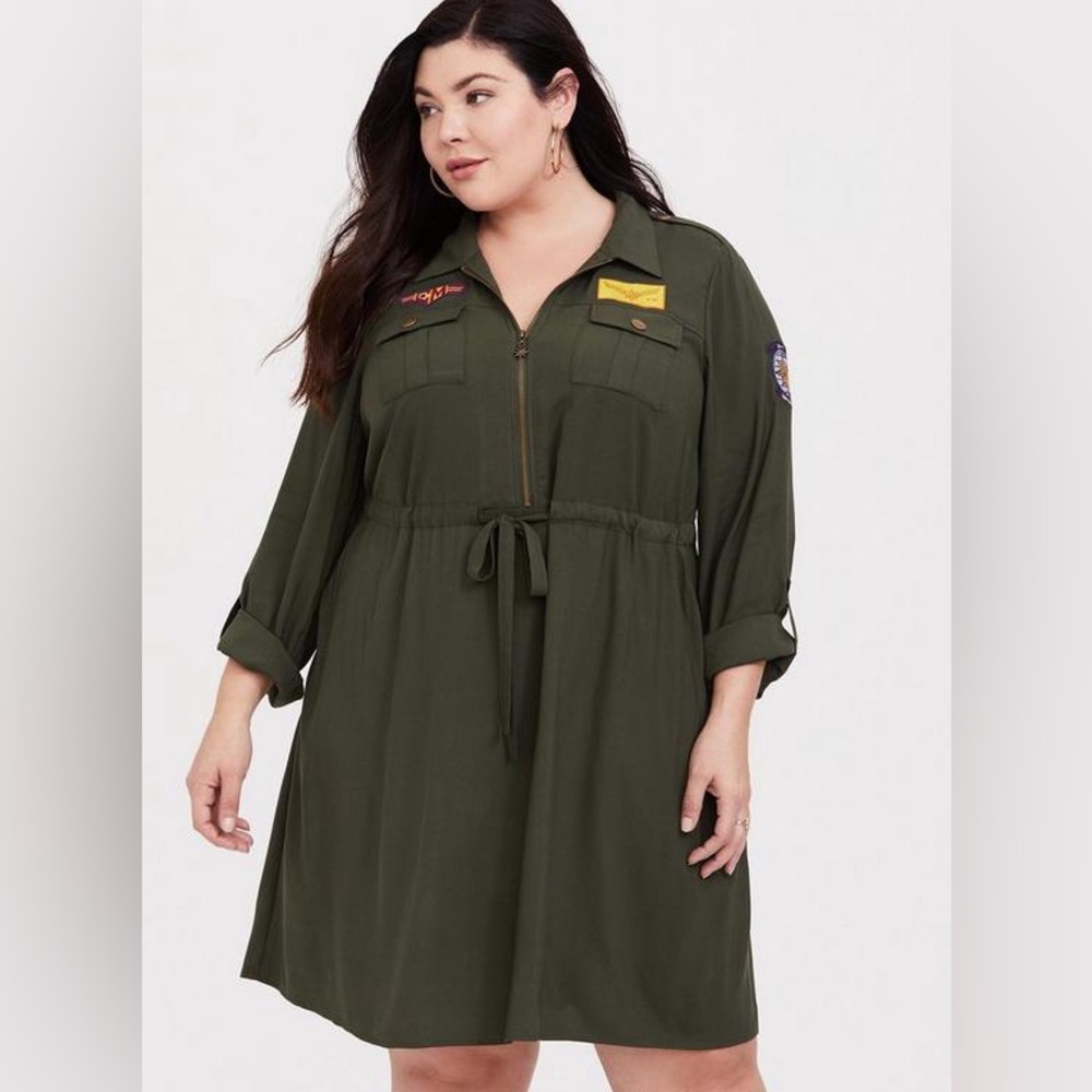 Her Universe Captain Marvel Olive Patchwork Shirt Dress NWT Size L 12